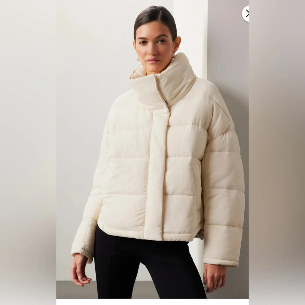NWT OOFWEAR the Shapes Lab Cream Puffer 9000 Jacket Size XS. Color is Panna. - Picture 2 of 7